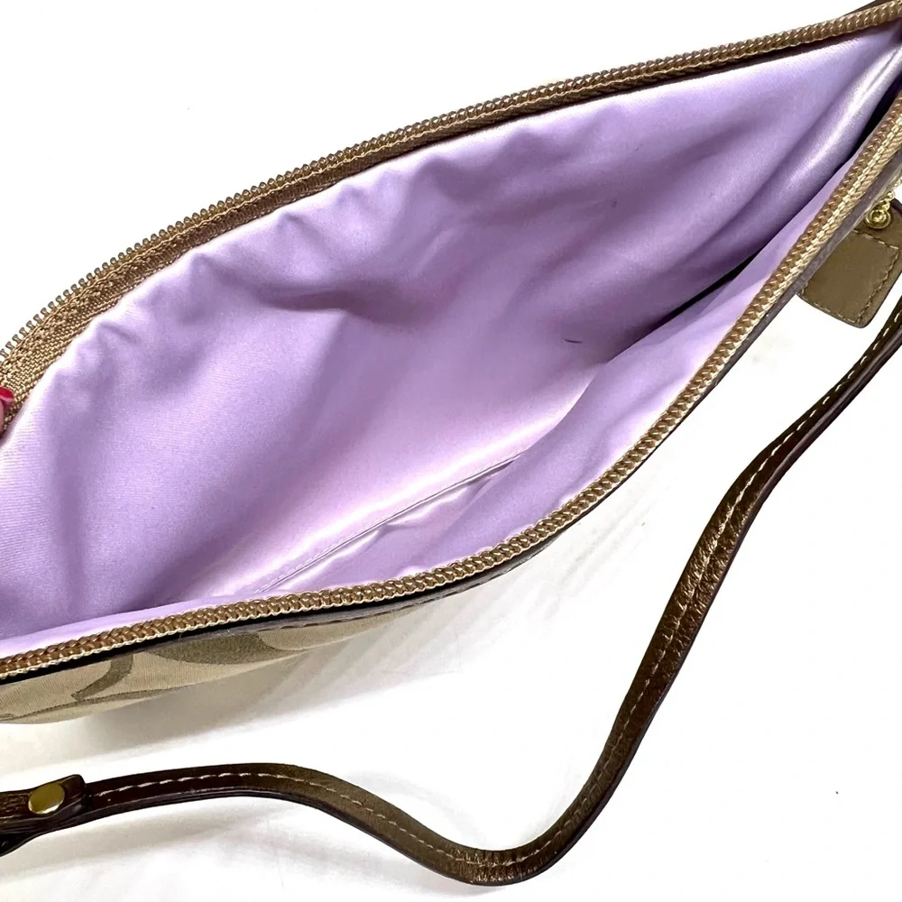 Coach Floral Signature C Wristlet